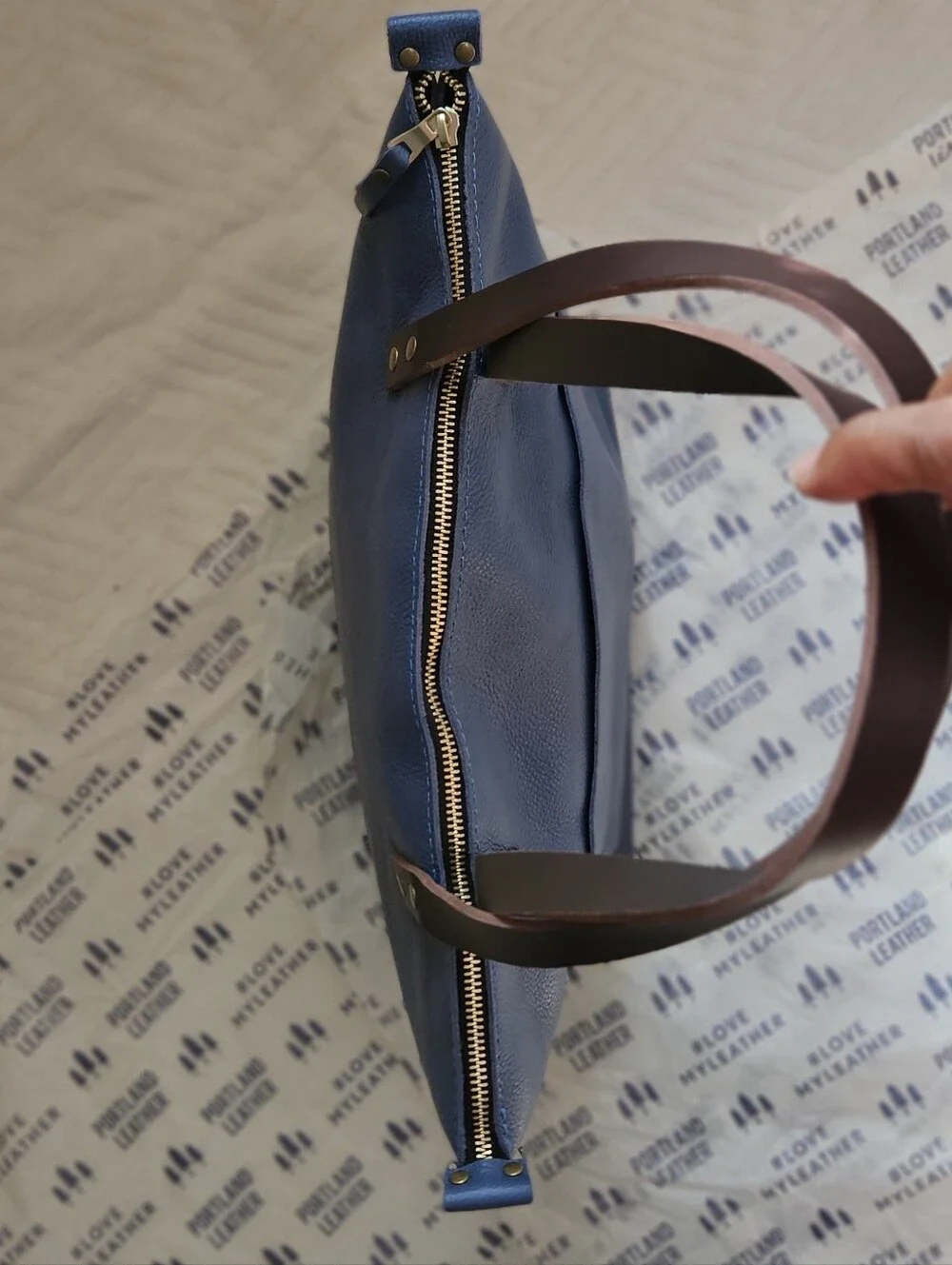 Unicorn Portland Leather Goods Medium Zip Top Tote Bag in Indigo Blue